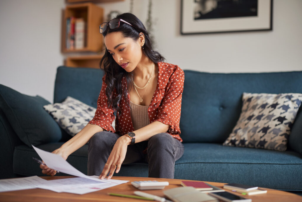 Form 1098-E: How to Deduct Student Loan Interest on Taxes